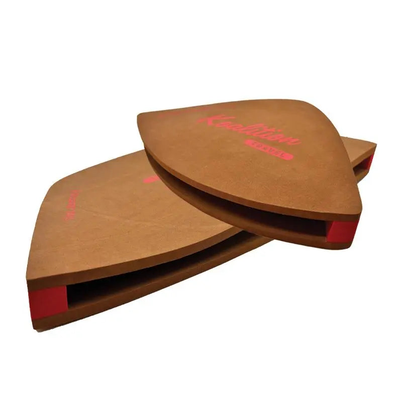 protection pour planches de surf qui consiste en un bloc en mousse EVA qui protège le nose et le tail de la planche dans les housses de surf voyage. Specialement adaptée pour les planches de surf type Shortboard